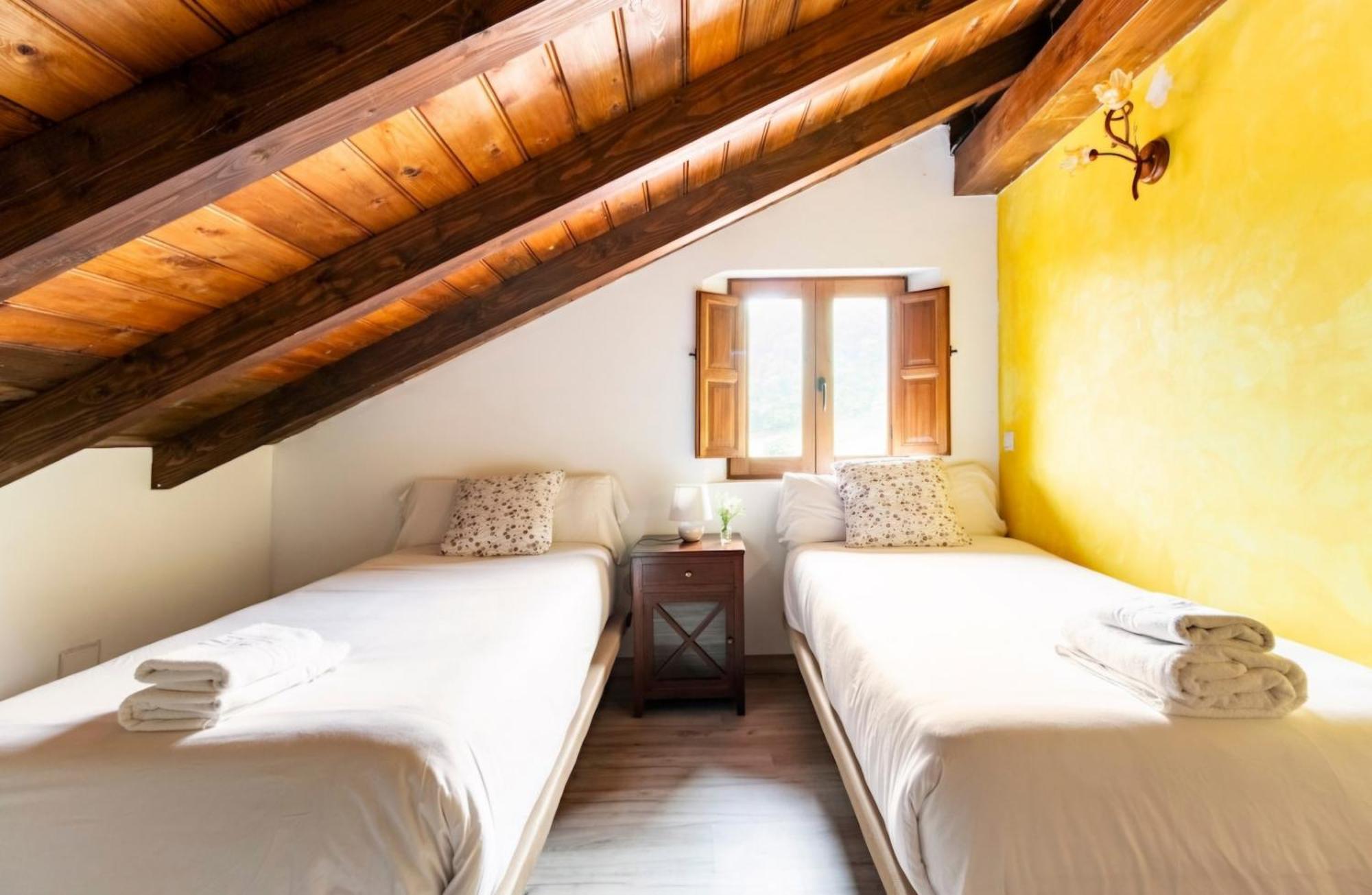 Casa De Pueblo Las Golondrinas De Luena San Miguel de Luena Kültér fotó
