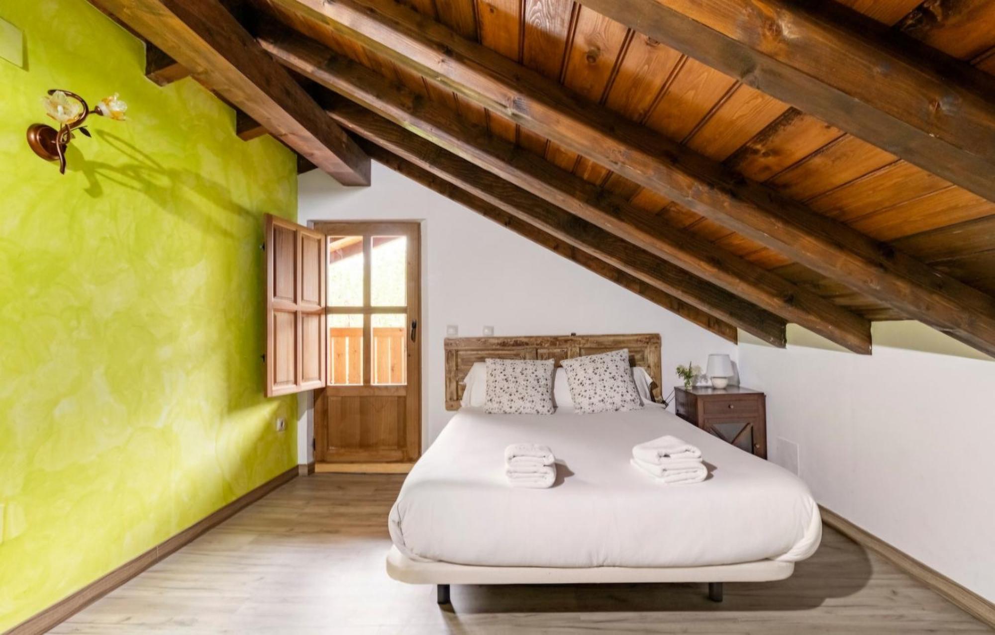 Casa De Pueblo Las Golondrinas De Luena San Miguel de Luena Kültér fotó