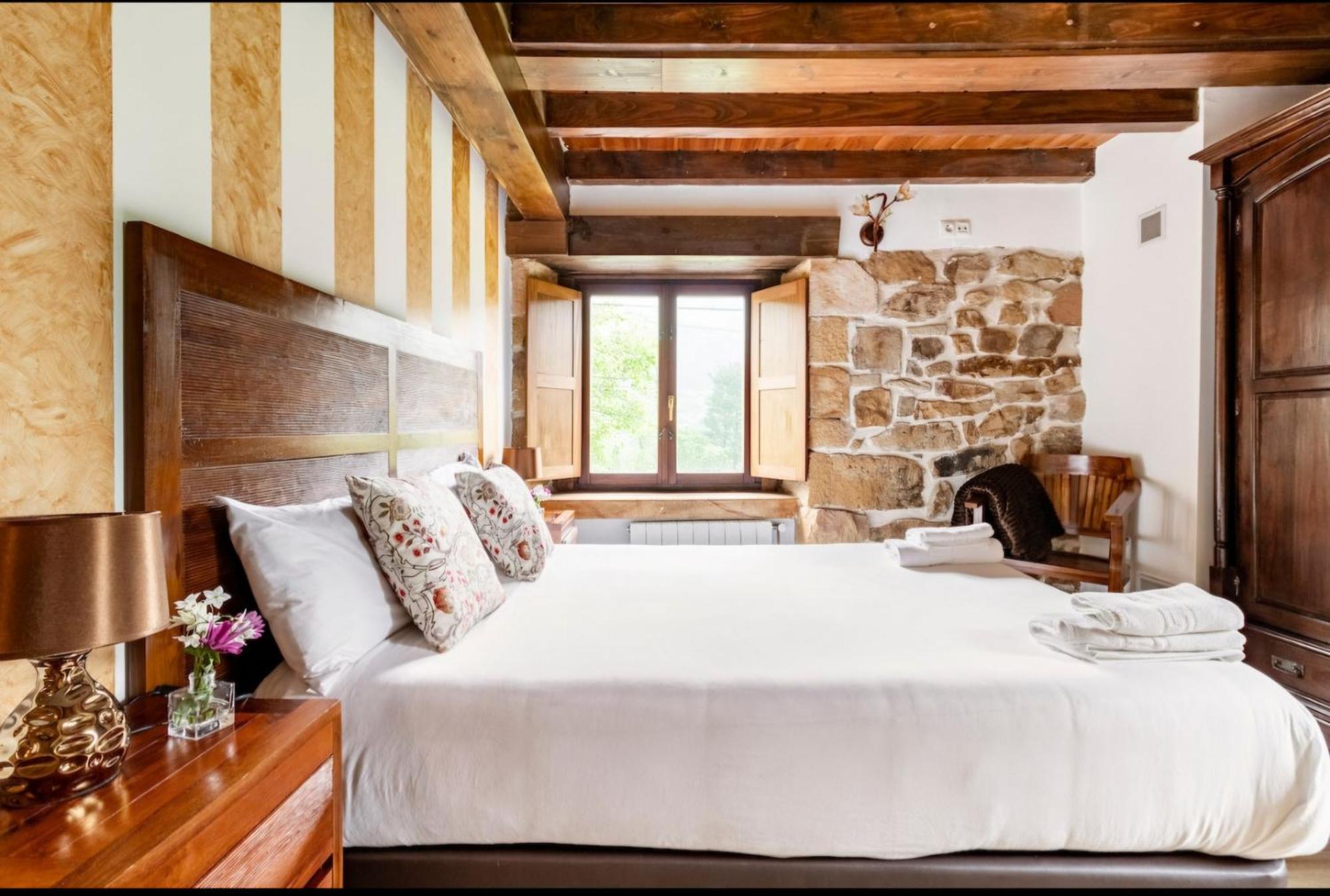 Casa De Pueblo Las Golondrinas De Luena San Miguel de Luena Kültér fotó