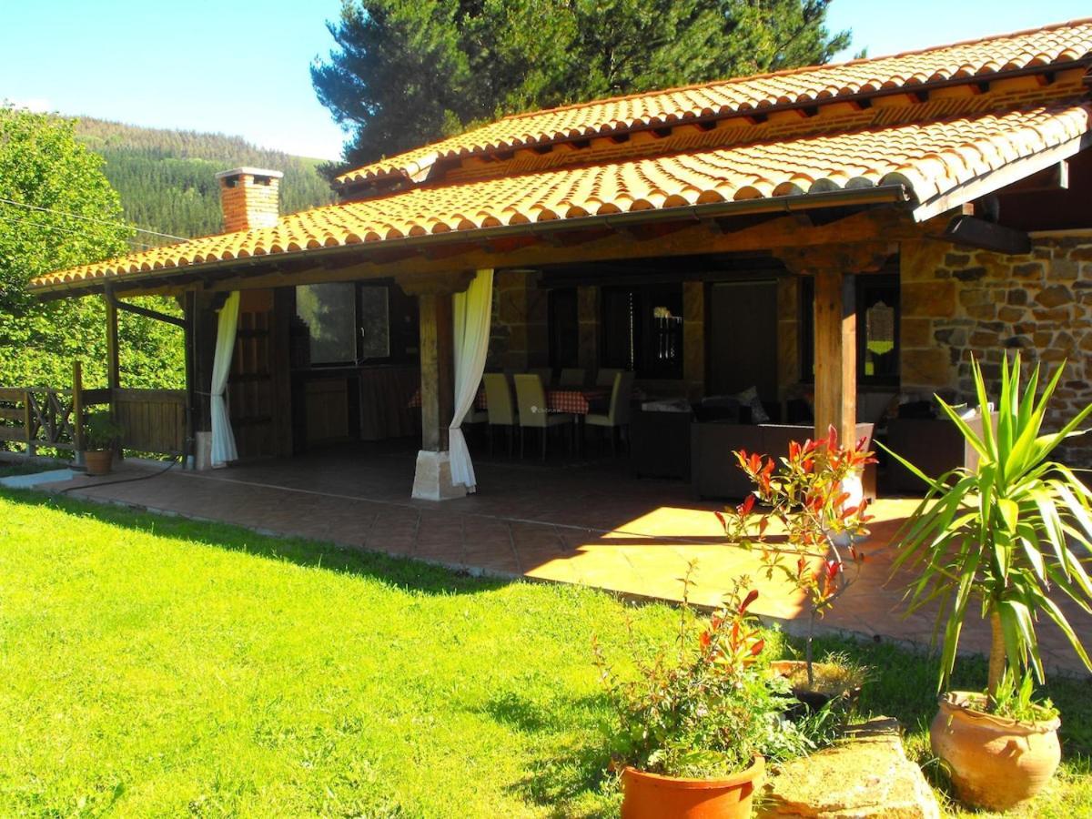 Casa De Pueblo Las Golondrinas De Luena San Miguel de Luena Kültér fotó